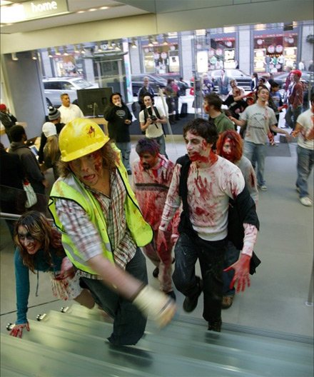 L'Apple Store di San Francisco invaso dagli zombie 1 apple store zombie