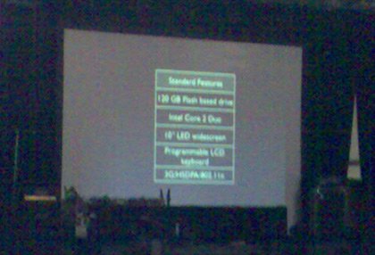 Una slide rubata mostra il mini MacBook al WWDC 1 slide mini macbook