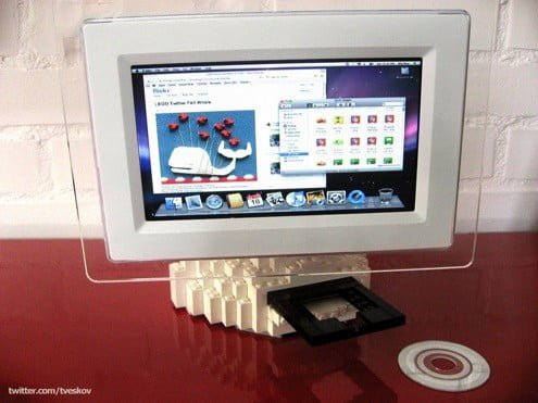 Un iMac G4 costruito con i Lego 3 iMac Lego