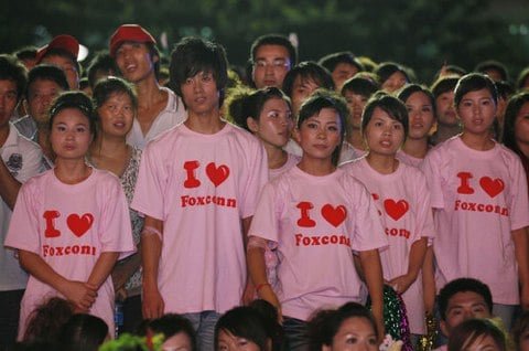 dipendenti Foxconn irregolarità di Foxconn