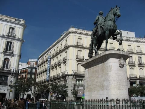 Puerta del Sol Madrid Apple Store a Madrid