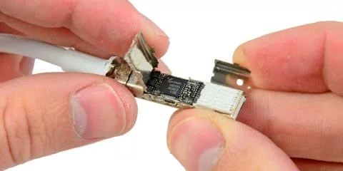 Thunderbolt smontata