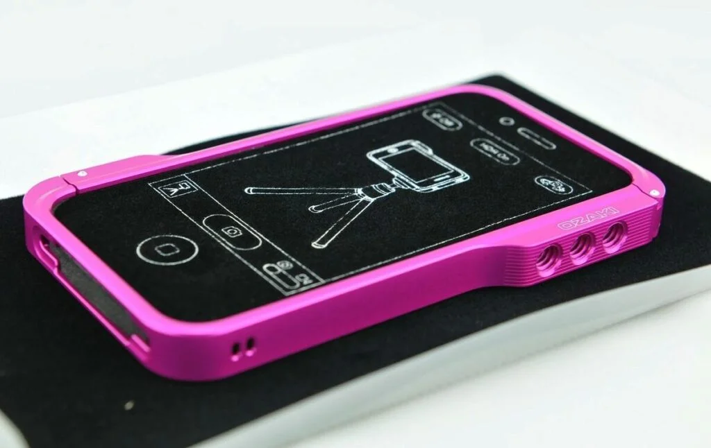 Ozaki O!photo, un case per lenti ottiche per iPhone 1 Ozaki O!photo