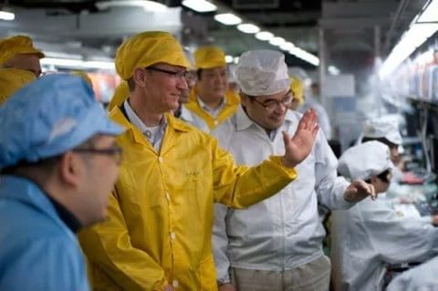Tim Cook Foxconn