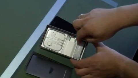 Spacchettamento iPhone 5
