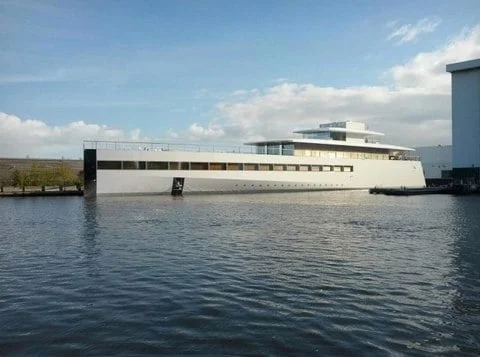 yacht Steve Jobs