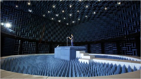 Il Ministero sblocca gli 800 MHz per gli operatori mobili 1 camera antenna