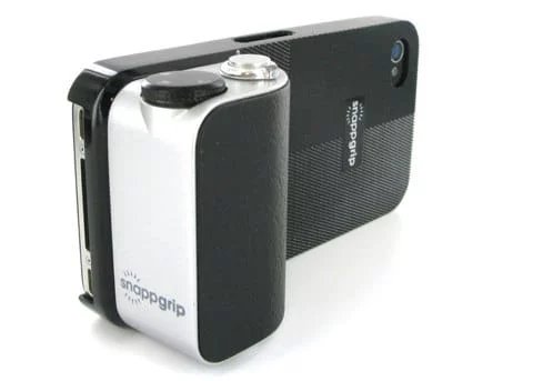 Snappgrip, un manico per scattare foto con l'iPhone 1 Snappgrip