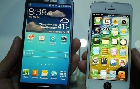 iPhone 5 vs Galaxy S4