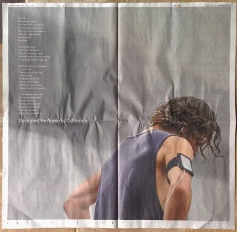 Sondaggio: ti piace il manifesto Designed by Apple? 1 ads Designed by Apple