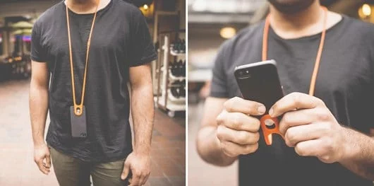 The Leash, un cavo per portare l'iPhone al collo 1 The Leash