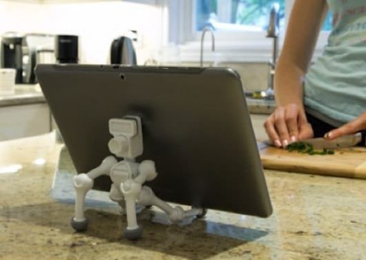 Quadrapod + Clamp, una sorta di ragno che funziona come stand per iPhone e iPad 1 Quadrapod + Clamp