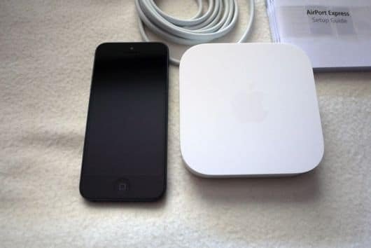 Un aggiornamento software per i MacBook Pro e per le AirPort Express 1 AirPort Express