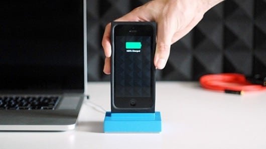 Augment, il dock per iPhone che si può usare con le custodie 1 Augment