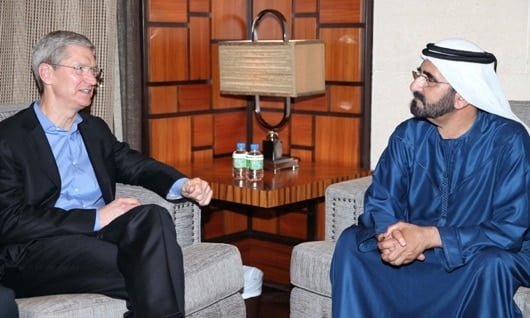 Tim Cook emirati arabi