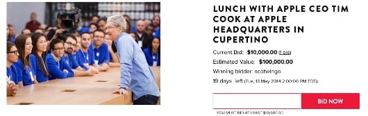Tim Cook finisce di nuovo all'asta con un pranzo a Cupertino 1 asta Tim Cook