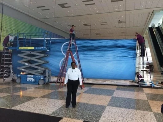 iOS 8 è ufficiale, lo dicono i banner nel Moscone Center 1 iOS 8 Moscone Center