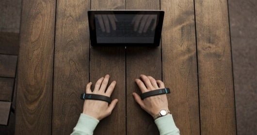 Air Type, un accessorio per usare le mani come tastiera 1 Air Type