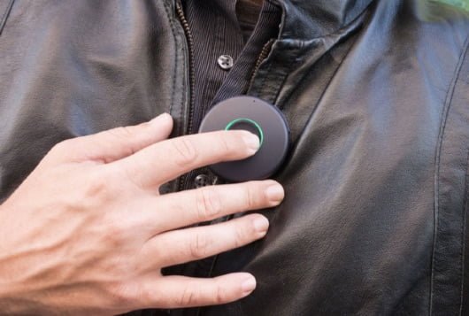 OnBeep Onyx, l'accessorio per conversare in stile walkie-talkie 1 OnBeep