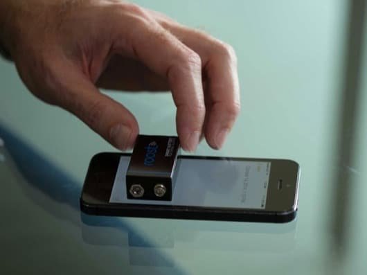 Roost Smart Battery, la batteria WiFi per rendere intelligenti i sensori del fumo 1 Roost Smart Battery