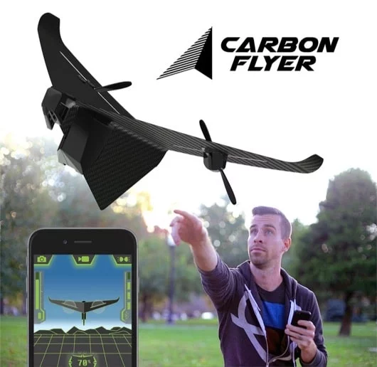 Carbon Flyer, il drone in fibra di carbonio gestito dall'iPhone 1 Carbon Flyer
