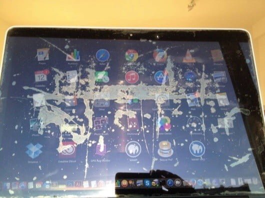 Apple potrebbe sostituire i MacBook Pro con schermi rovinati 1 MacBook Pro