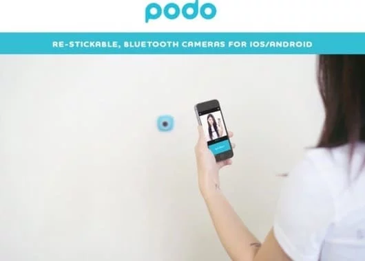 Podo, una videocamera per iPhone che si attacca sui muri 1 Podo
