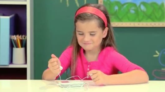 Come reagiscono i bambini al primo iPod 4 primo iPod