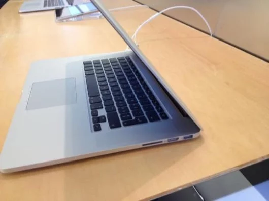 MacBook Apple Store