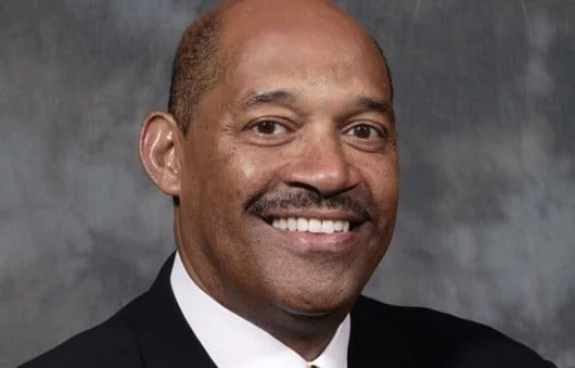 Apple aggiunge James Bell al consiglio di amministrazione 1 James Bell