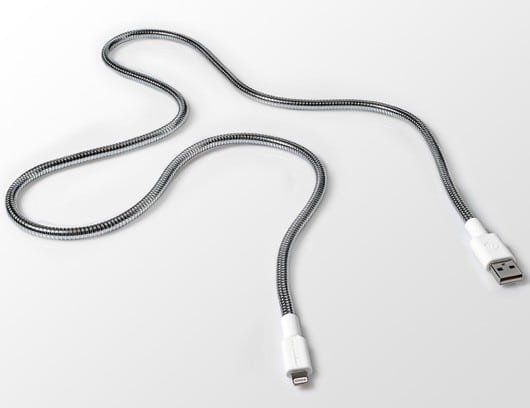 Un cavo Lightning in metallo 1 cavo Lightning metallo