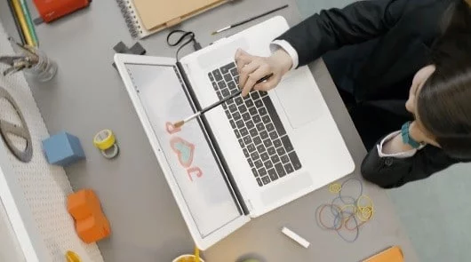 AirBar, l'accessorio che rende il MacBook touchscreen 1 AirBar