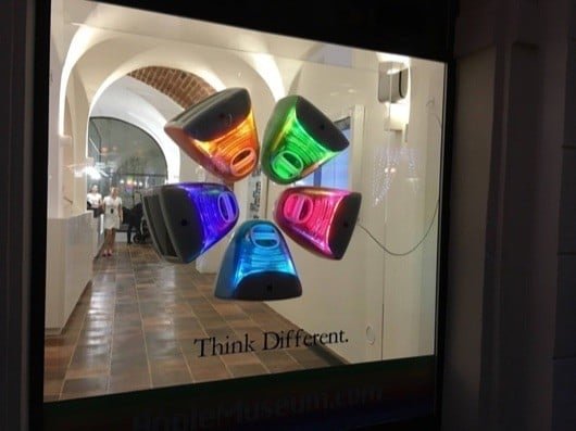 Museo Apple Praga 530x397 1