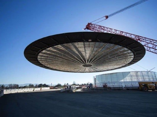 Disco auditorium Apple