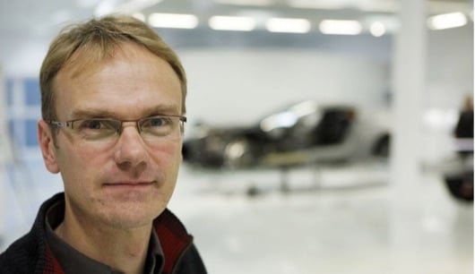 Apple ruba il capo degli ingegneri di Tesla 6 Chirs Porritt