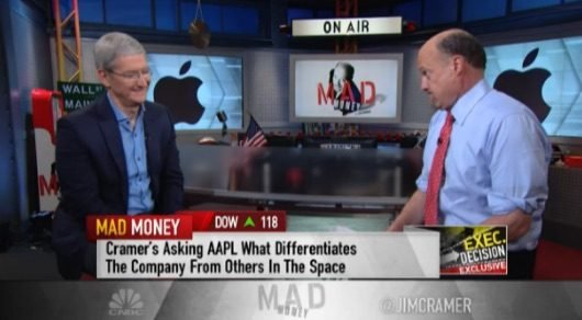 Tim Cook ha rilasciato un'intervista alla CNBC con Jim Cramer 1 Tim Cook CNBC