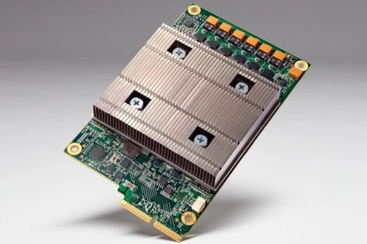 Il chip di Google che rappresenta il cervello della sua intelligenza artificiale 1 chip Google