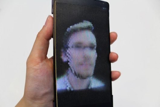 Lo smartphone olografico esiste 6 smartphone olografico 530x353 1