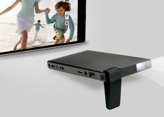 Sony MP-CL1, il proiettore da taschino 1 Sony MP-CL1