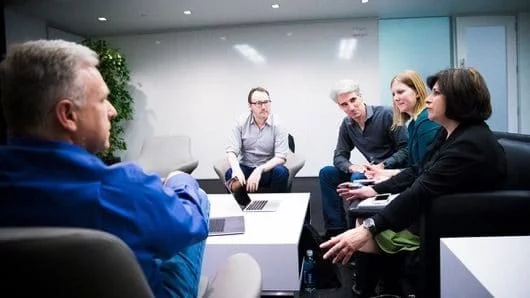 Jonathan Ive: ribadisco che non nascerà un MacBook con schermo touchscreen 1 top manager