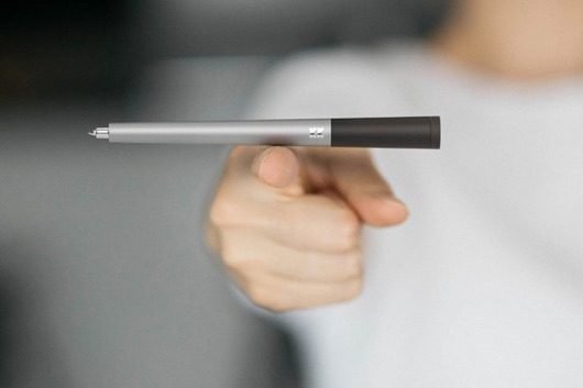 01, la penna che misura la lunghezza degli oggetti con l'iPhone 1 01