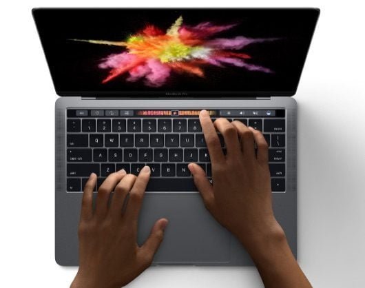 Consumer Reports boccia il MacBook Pro con TouchBar (aggiornato) 1 MacBook Pro con TouchBar