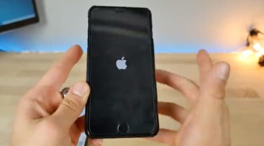 Un codice web ha riavviare l'iPhone, Apple al lavoro sul bug 1 iPhone riavvio