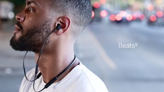 BeatsX, da domani saranno in vendita le cuffie con chip W1 1 beatsx