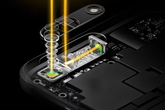 Oppo annuncia uno zoom ottico brevettato da Apple 1 Oppo