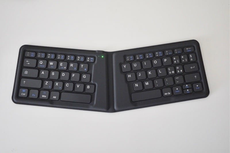 Tastiera pieghevole iClever 7