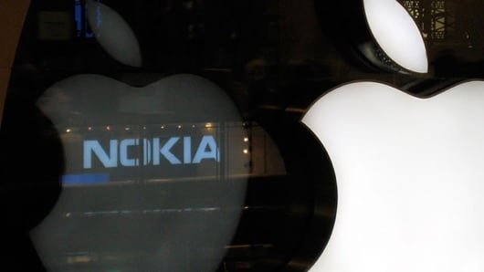Apple Nokia