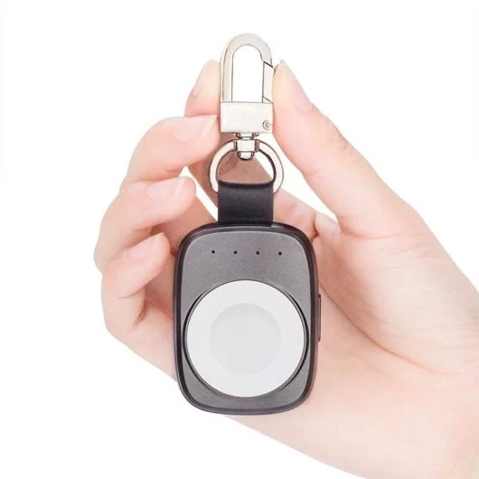 Oittm Pocket, il portachiavi con batteria per Apple Watch 1 Oittm Pocket