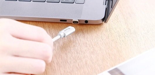 Vinpok Bolt, il MagSafe in chiave USB-C 1 Vinpok Bolt