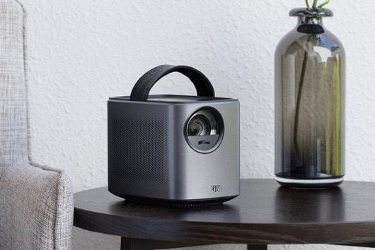 JBL Nebula Mars, il proiettore cinematografico da salotto 1 JBL Nebula Mars
